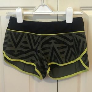 Lululemon speed short size 4